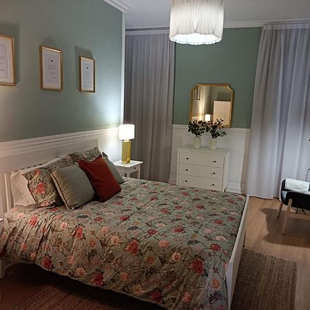 Santo Cristo Apartments Понта Делгада Екстериор снимка